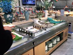 自助取餐区-绿岛港轩海鲜烤肉涮锅自助餐厅