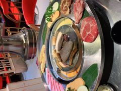-哈哈碳都·牛肋条无限自助烤肉(台江万达店)
