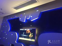 -宝马至尊(桐泾商务广场店)