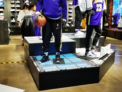 -NIKE武汉品牌体验店