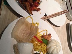 -怡人怡口牛排海鲜自助(飞龙大厦店)