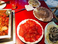 -二荆条·蜀鲜汇城市森林火锅
