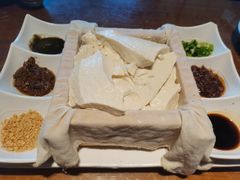 -95号酱骨·一块豆腐(展春园西路店)
