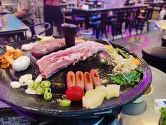 -豚豚家돈돈가韩国锅盖烤肉(新北万达店)