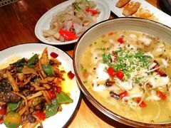 -十三式重庆江湖菜(金茂览秀城店)