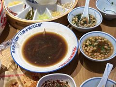 -怪噜范·老贵阳街头名小吃(数博万达店)