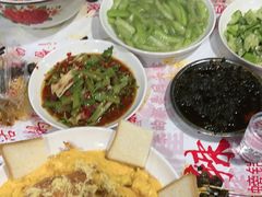 -辣螃铠盆盆蟹大排档(海昌店)