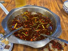 -乡土特色.冷锅鱼.牦牛肉汤锅