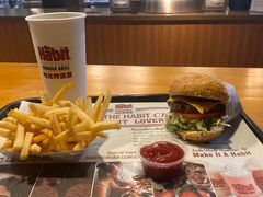 -The Habit Burger Grill 哈比特汉堡(复兴soho店)