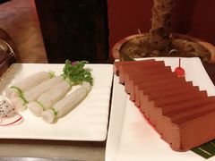-大匠工房古船木艺术餐厅·猪肚鸡专门店(长白仙岛店)
