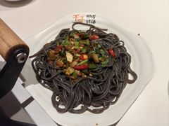 -鸣记脆皮烤鱼·海鲜烤鱼(三八广场店)