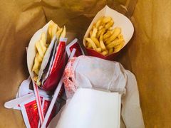 -麦当劳(杨林得来速店)
