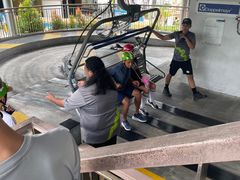 -圣淘沙天际线斜坡滑车