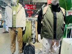 -唯品会(北京国瑞城店)