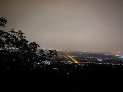 -鬼笑石后山停车场