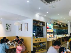 -邻家小馆(银都店)