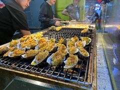 -八一路好吃街(雨田商务大厦店)