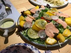鲜芒低温三文鱼沙拉-麦甜创意轻食餐厅(西康路店)