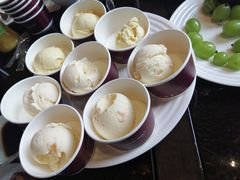 -万达瑞华酒店美食汇自助餐厅(楚河汉街店)