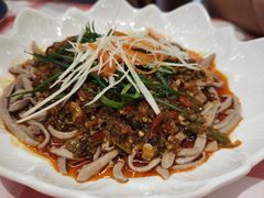 -洪霞餐馆·川菜·鲜货现炒(两江春城店)