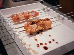 呼伦还有羊肉串-呼伦一只牛·烧串酒场(陆家嘴店)