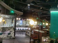 -佬麻雀·新湘菜(珠海金发购物中心店)