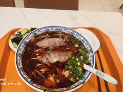 -德元兰州纯汤牛肉面(龙阳路店)