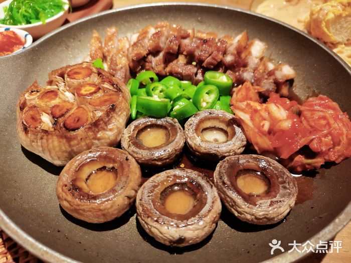TAIFORKS 大福食堂·山葵烤肉料理·拌饭(宝安店)意式鳀鱼酱碳烤黑猪肉图片