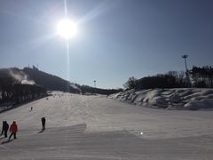 -庙香山滑雪场