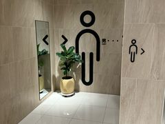 -胖东来生活广场(健康路店)