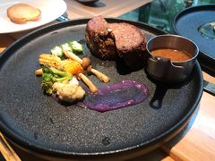 -春树下·树屋花房西餐厅(罍街AS1980店)