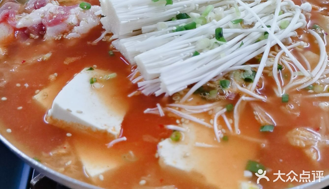 不会很撑喜欢里面的泡菜 煮多了没那么酸