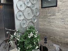 -出走咖啡·面包(宋庄店)