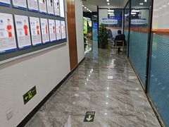 -宝德龙游泳健身