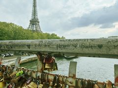 -埃菲尔铁塔