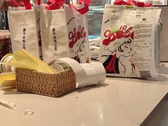 -奈雪的茶(百盛店)