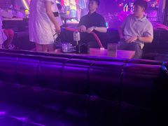 -喜鹊音乐酒馆(西街店)