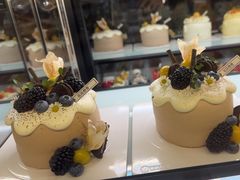 -花花卷卷·鲜食蛋糕(泉屋店)