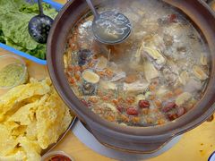 -威邵鸡煲(西华路总店)