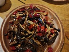 -隔壁老王·家常云南菜(花巷店)