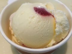 玫瑰单球-哈根达斯(泉州万达店)