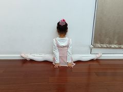 -小天使芭蕾舞团
