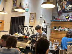 -Be Lived Cafe比例咖啡(摩天轮店)