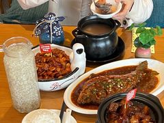 -莲餐厅·湖北菜·潜江小龙虾店(愚园路店)