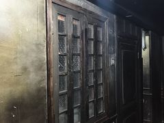 -荒岛实景沉浸密室(江汉路1店)