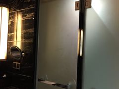 -中山利和希尔顿酒店