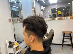 点击看大图 -15C7 男士理发馆 烫染专业店