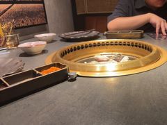 -铭牛烧肉·和牛海鲜自助(高新月牙湖店)