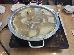 -山河屯铁锅炖(哈西站店)