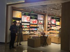 门面-良品铺子(万象城店)